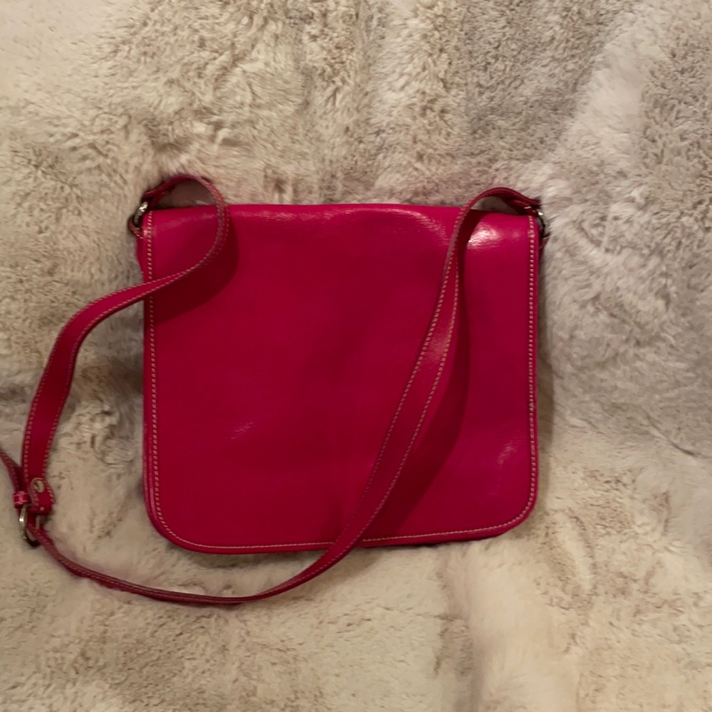 Fuchsia Leather Shoulder Bag